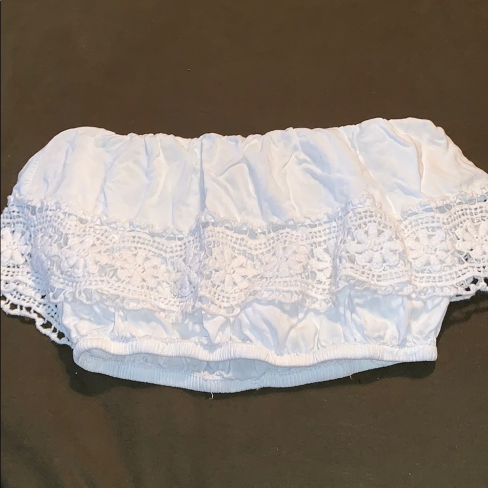 White Crop No Sleeve Top